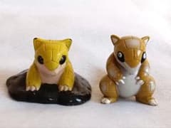 ポケットモンスター サンド フィギュア 2体セット レア 希少 初期　モンコレ ポケットモンスター サンド フィギュア 2体セット レア 希少 初期