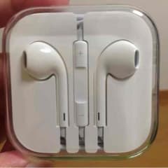 【未開封】iPhone イヤフォン【正規品】のサムネイル