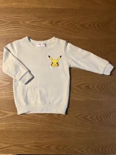 ポケモン　ピカチュウ　裏毛トレーナー80のサムネイル
