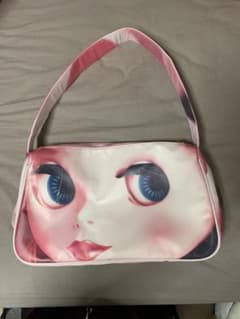 フェイスプリント ショルダーバッグ ピンクのサムネイル