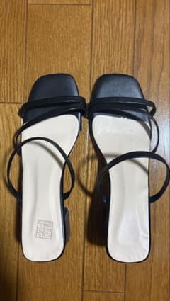 ストラップ ミュール サンダル ブラックのサムネイル