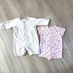 ベビー ロンパース 2枚セット 花柄　女の子　70サイズ　まとめ売りのサムネイル