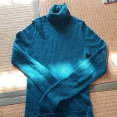 値下げしました！コムサのニットのサムネイル