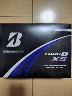 ブリヂストン TOUR B XS ホワイト 1ダースのサムネイル
