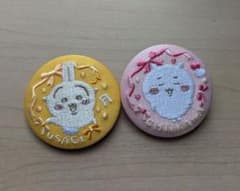 ちいかわ刺繍 缶バッジ 2個セットのサムネイル