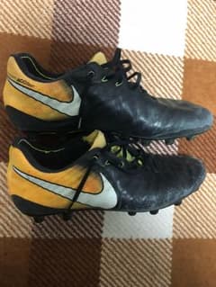 ナイキ ティエンポレジェンドHG 27.5のサムネイル