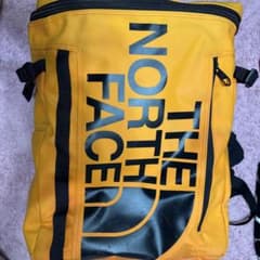 THE NORTH FACE イエロー リュックのサムネイル