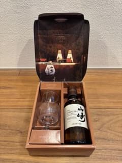 非売品・山崎蒸溜所限定】サントリー山崎 180ml＆専用グラスセット