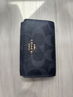COACH ブラック レザー キーケースのサムネイル