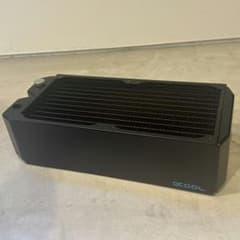 Alphacool NexXxoS Monsta 280mm 水冷ラジエーターのサムネイル