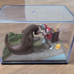 ウルトラマン 怪獣 ジオラマフィギュアのサムネイル