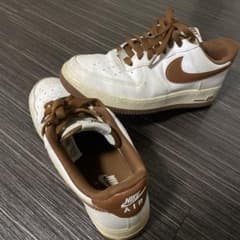 Nike Air Force 1 スニーカーのサムネイル
