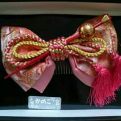 ほぼ新品！髪飾りのサムネイル
