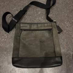 COACH コーチ ショルダーバッグ サコッシュ レザー切り替えF70920 黒 