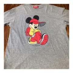 Tシャツ　kiks tyo Disneyコラボのサムネイル