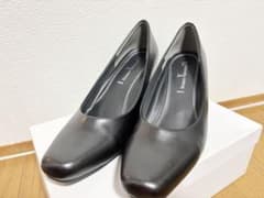 Romeo Valentino 黒パンプス 24cm 3E 室内試着のみのサムネイル