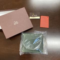 Lien 緑のレザー二つ折り財布のサムネイル
