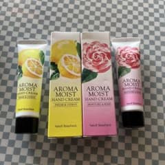 ヤクルトアロマモイストハンドクリームのサムネイル