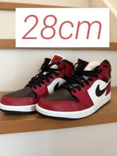 NIKE AIR JORDAN 1 MID Chicago Black Toe