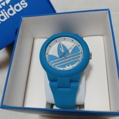【値下げ中】adidas 腕時計 アディダス時計のサムネイル