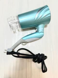 ドライヤー 本体 水色のサムネイル