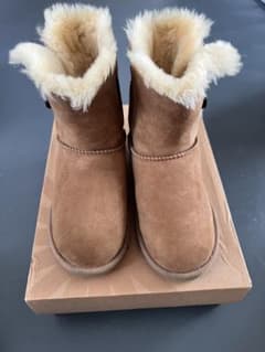 UGGムートンブーツ キッズBAILEY BUTTON 20cmのサムネイル