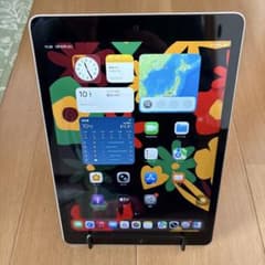 AppleiPad 第9世代 シルバー64GB 訳ありWi-Fiモデル - メルカリ