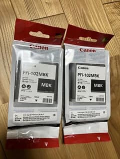 Canon PFI-102MBK 純正　インクカートリッジ　新品のサムネイル