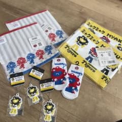 万博　ミャクミャキャラクター タオル・靴下・キーホルダーセット 万博 ミャクミャキャラクター タオル・靴下・キーホルダーセット
