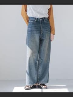 ローリーズファーム　ビジューデニムパンツ　Sのサムネイル