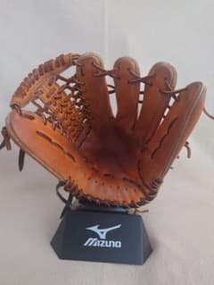 ク*シ様 NPB プロ支給品 外野手用グローブ 元東京ヤクルトスワローズ