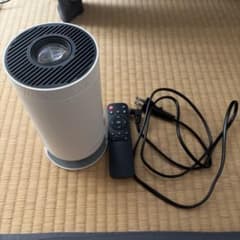 円筒状プロジェクター　角度調整可　ピント調整可のサムネイル