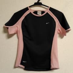 NIKE ランニングウェア トップス Sサイズのサムネイル