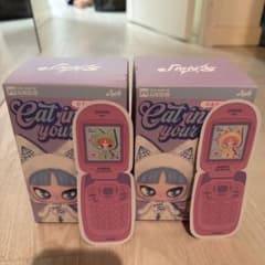 INN'S Cat in your フィギュア 2個セット　黄色と緑のサムネイル