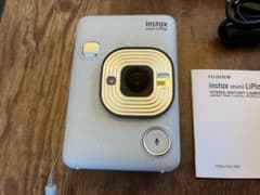 instax mini LiPlay フィルム60枚、メモリーカード16GB付きのサムネイル