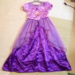 シャネル様専用塔の上のラップンゼルのドレスのサムネイル