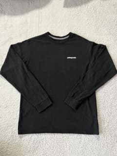 patagonia 長袖Tシャツ　黒のサムネイル