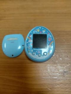 Tamagotchi ミーツ 青いハートデザイン - メルカリ