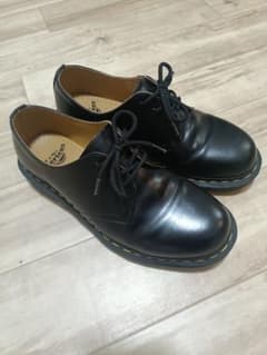 Dr.Martens ドクターマーチン 3ホール UK7のサムネイル