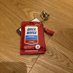 新品 【GOOD GRIEF!】 QUICK WIPES KEY CHAIN - メルカリ