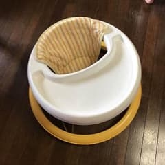 ベビー 歩行器のサムネイル