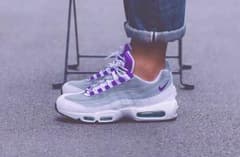 エアマックス95 グレープのサムネイル