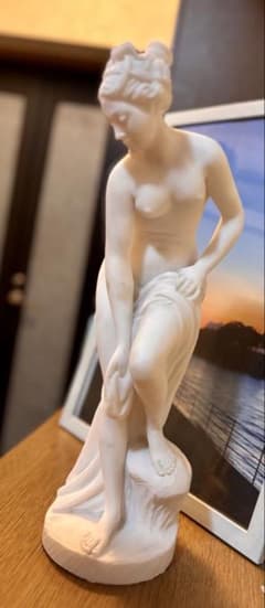 お値下げ！　格安　クラシック女性像 大理石製 約30cm お値下げ！ 格安 クラシック女性像 大理石製 約30cm - メルカリ