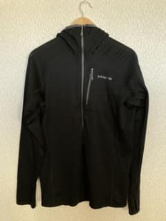 パタゴニア Patagonia R1フーディー　Mのサムネイル