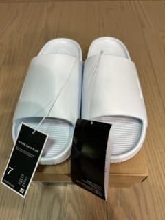 新品　24センチ　NIKE サンダル　カーム　ウィメンズスライドのサムネイル
