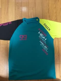バドミントンウェアのサムネイル