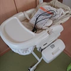 電動 ハイローチェア Combiのサムネイル