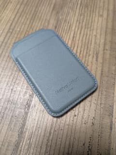 Native Union マグネット式カードホルダー