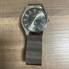 SKAGEN 腕時計 シルバー 北欧デザイン クォーツのサムネイル