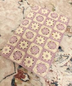 花柄モチーフ繋ぎ 新書用ブックカバー(ハンドメイド)のサムネイル